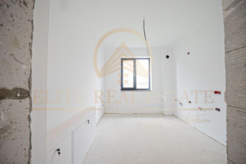 Apartament cu 3 camere decomandat în Km 5