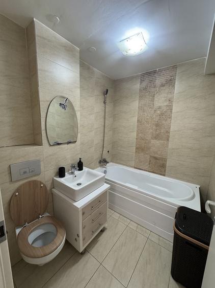 Apartament cu 2 camere decomandat în Tunari
