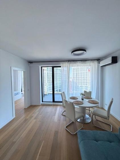 Apartament cu 3 camere semidecomandat, mobilat în Timpuri Noi