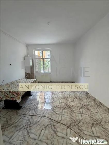 Casă cu 4 camere cu Teren 605 Mp în Central