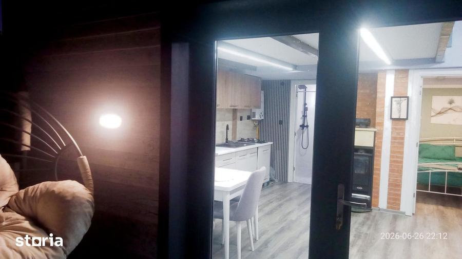 Casă cu 4 camere cu Teren 500 Mp în Central