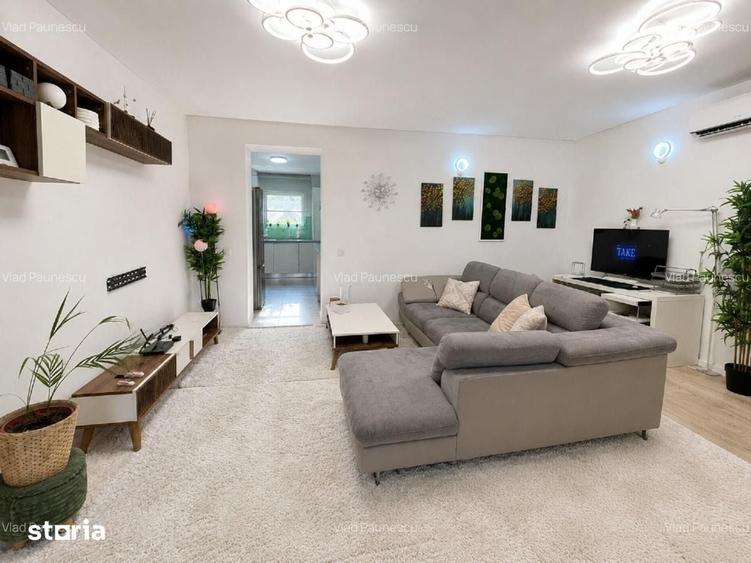 Apartament cu 3 camere semidecomandat în Tei