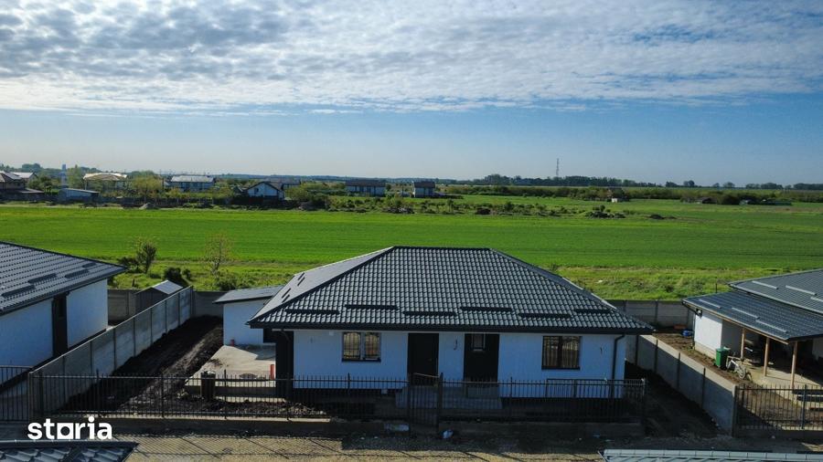 Casă cu 4 camere cu Teren 411 Mp în Clinceni
