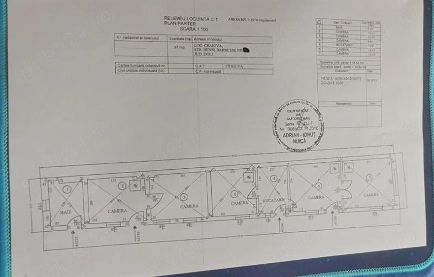 Casă individuală cu 5 camere cu Teren 415 Mp în Central