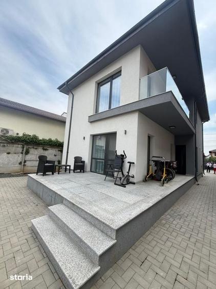 Casă cu 4 camere cu Teren 500 Mp în Blejoi