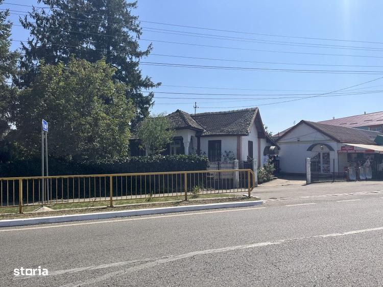 Casă cu 4 camere în Giubega