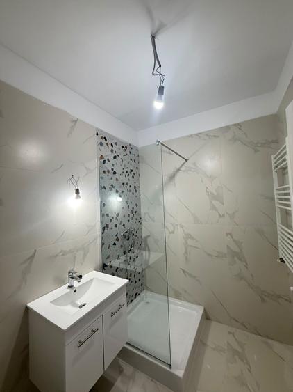 Apartament cu 2 camere decomandat în Militari
