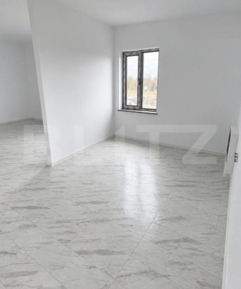 Apartament cu 2 camere decomandat în Bascov