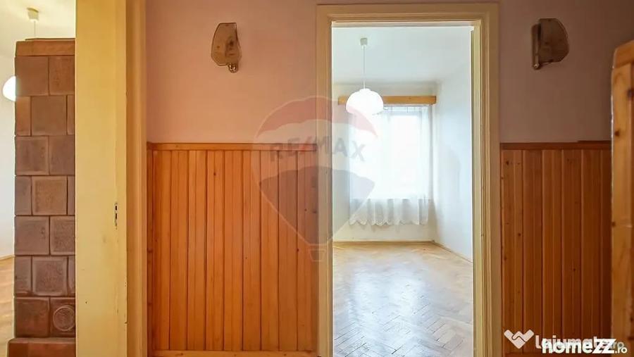 Apartament cu 2 camere decomandat în Dealul Cetății