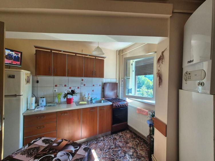 Apartament cu 2 camere decomandat în Gării