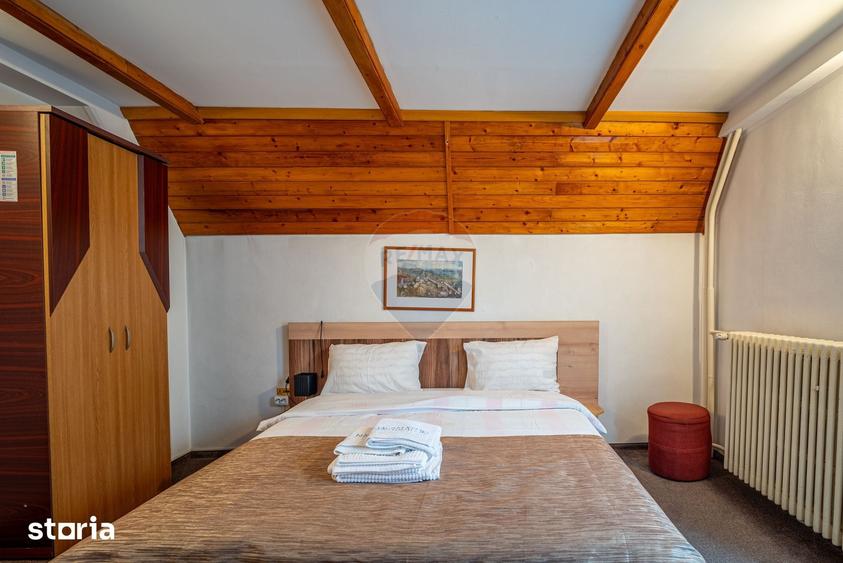 Apartament cu 4 camere decomandat în Valea Alba