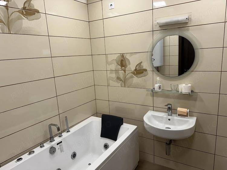 Spațiu comercial, de 84 mp, în Central