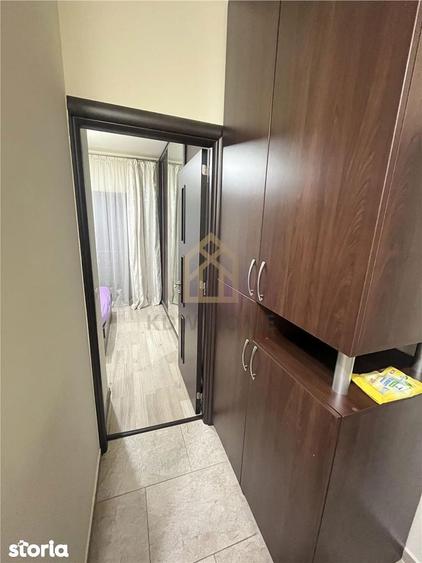 Apartament cu 2 camere decomandat, mobilat în Tei