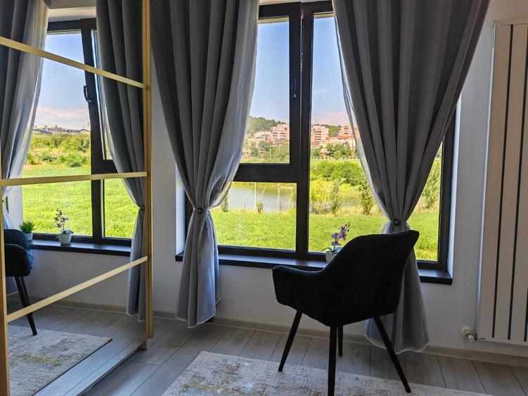 Apartament cu 2 camere decomandat în Central