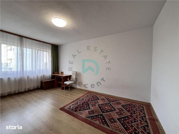 Apartament cu 3 camere decomandat în Mihai Viteazul