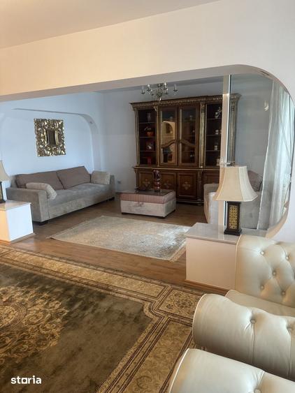 Apartament cu 2 camere în Centrul Civic