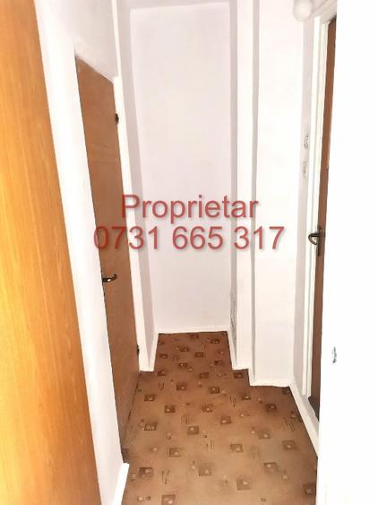 Apartament cu 3 camere semidecomandat în Tei