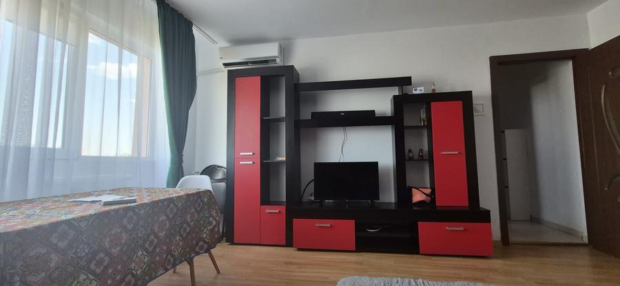 Apartament cu 2 camere nedecomandat în 1 Mai