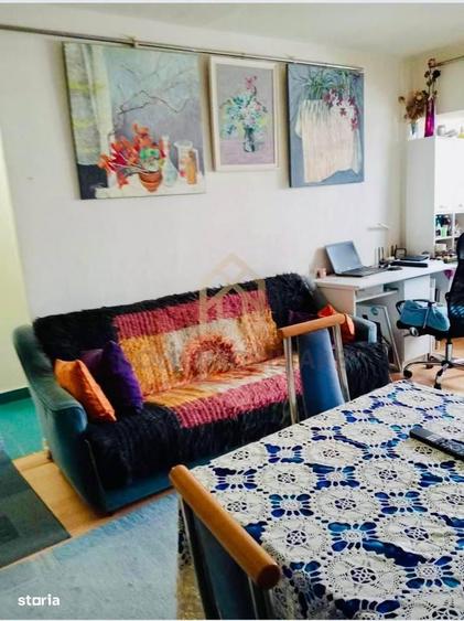 Apartament cu 3 camere în Central — fotografia 3