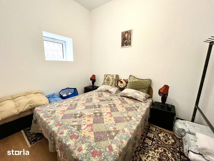 Casă cu 5 camere cu Teren 300 Mp în Călărași
