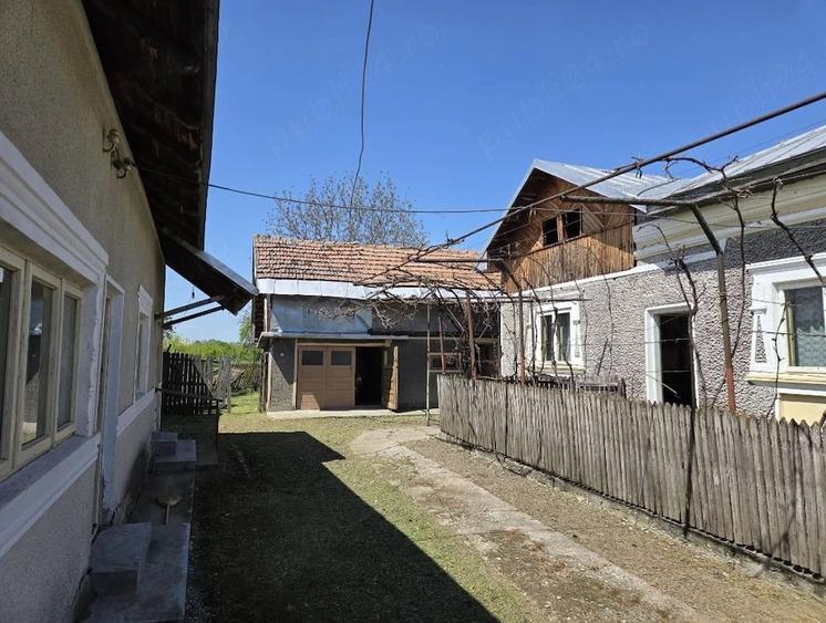 Casă cu Teren 1500 Mp în Gura Foii
