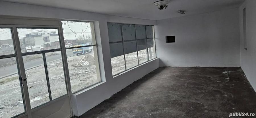 Spațiu comercial, de 160 mp, în Central