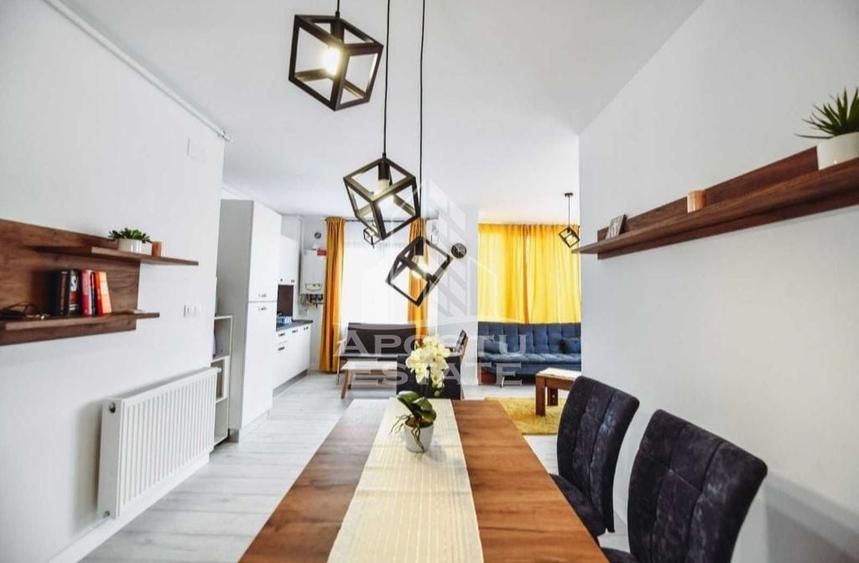 Apartament cu 3 camere decomandat, mobilat în Torontalului