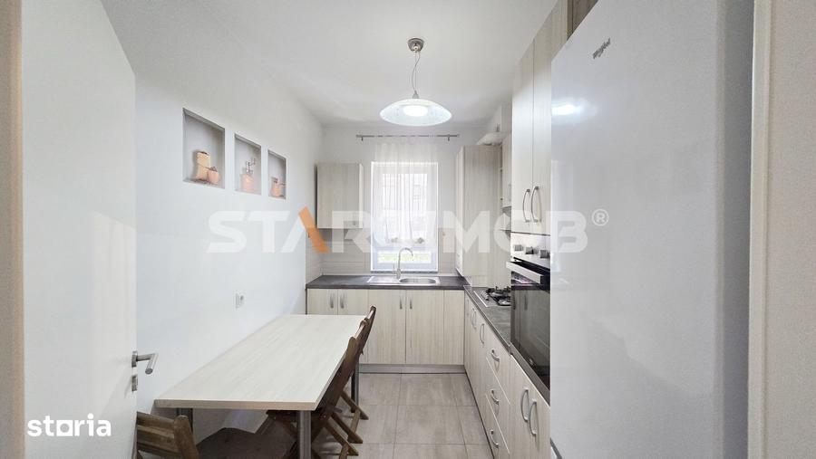 Apartament cu 2 camere decomandat, mobilat în Central