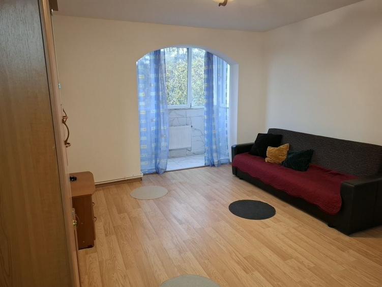 Apartament cu 2 camere nedecomandat în Dărmănești