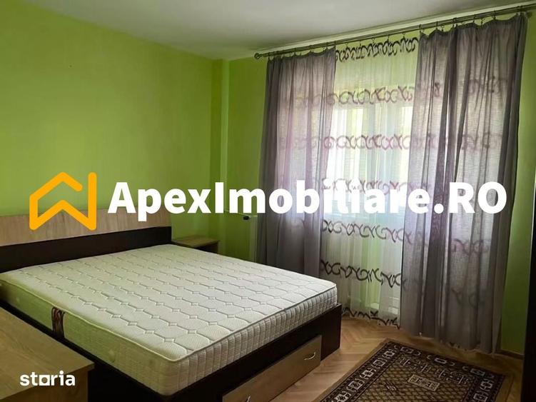 Apartament cu 4 camere decomandat în Nerva Traian