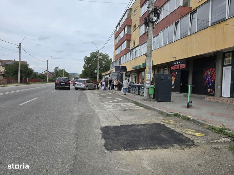Spațiu comercial, de 80 mp, în Dărmănești