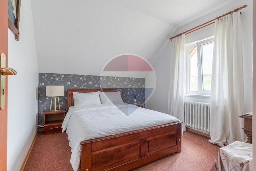Casă individuală cu 5 camere cu Teren 700 Mp în Galata