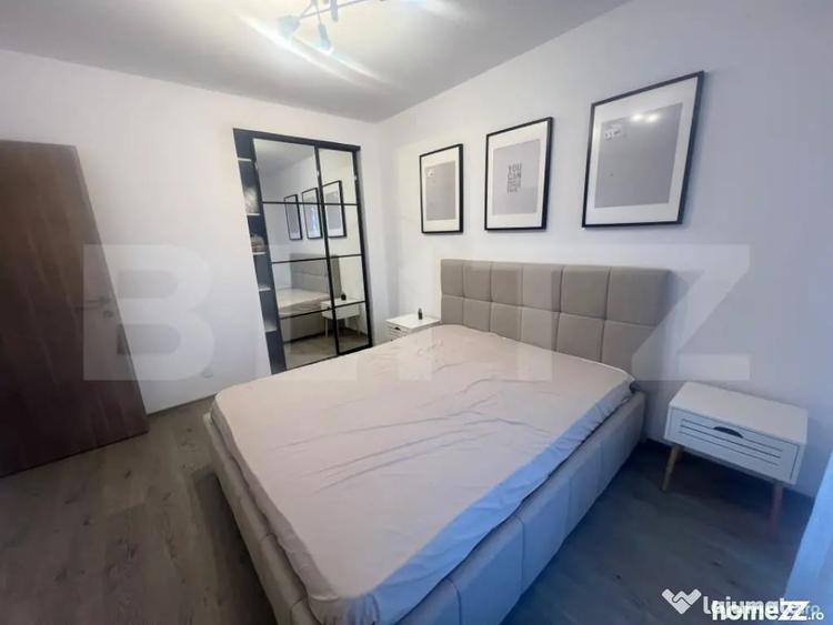 Apartament cu 4 camere semidecomandat în Central
