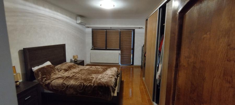 Apartament cu 3 camere semidecomandat în Adunații-Copăceni