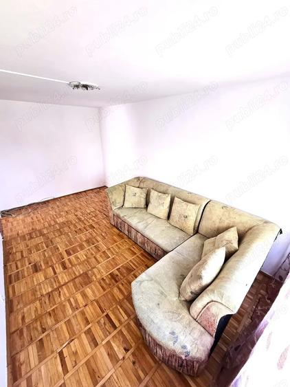 Apartament cu 3 camere decomandat în Micro 17