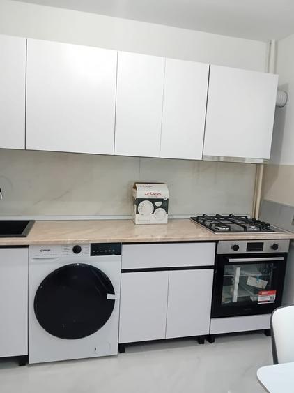 Apartament cu 2 camere decomandat în Drumul Taberei