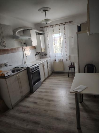 Apartament cu 2 camere nedecomandat în Central