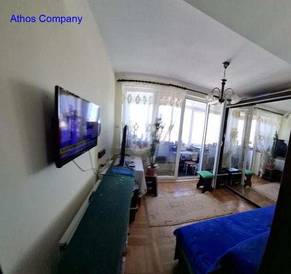 Apartament cu 3 camere, mobilat în Gara de Nord