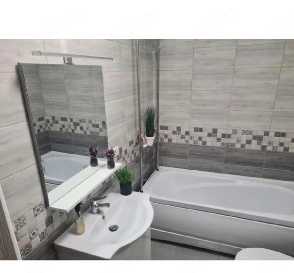 Apartament cu 2 camere decomandat în Exterior Vest