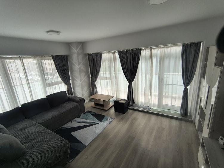 Apartament cu 3 camere decomandat în Nord