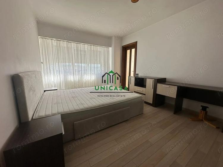 Apartament cu 3 camere decomandat în Ostroveni