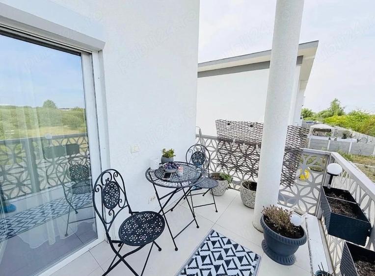 Apartament cu 2 camere decomandat în Ghiroda