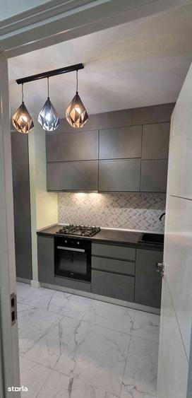 Apartament cu 3 camere în Băneasa