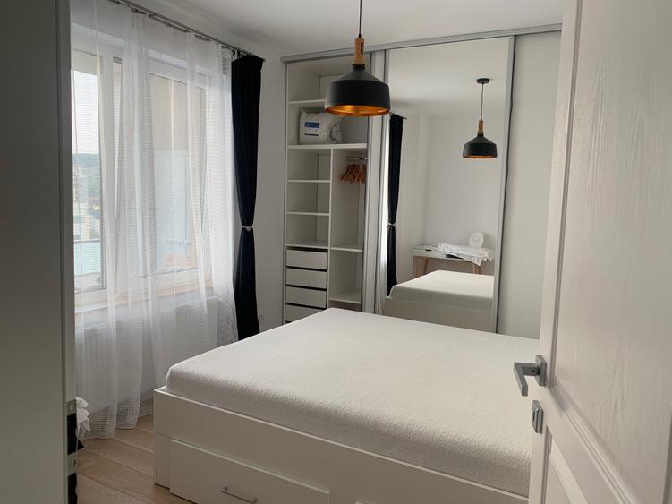 Apartament cu 2 camere semidecomandat în Calea Turzii