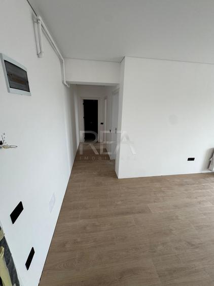 Apartament cu 2 camere semidecomandat în Liviu Rebreanu
