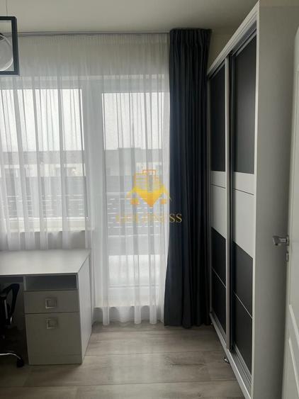 Apartament cu 4 camere semidecomandat, mobilat în Florești
