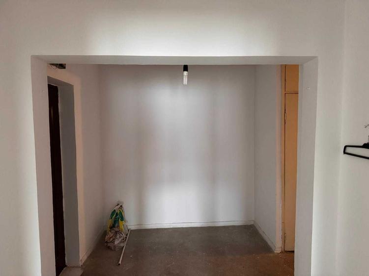 Apartament cu 2 camere decomandat în Sud