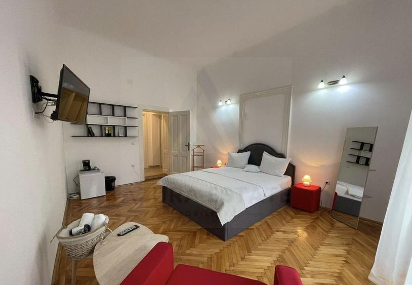 Apartament cu 3 camere decomandat, mobilat în Ultracentral