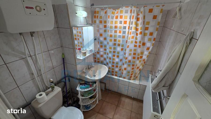 Apartament cu 2 camere decomandat în 1 Mai