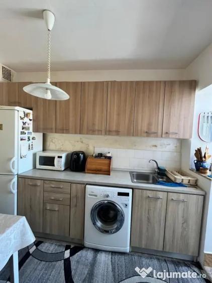 Apartament cu 3 camere decomandat în Rădăuți